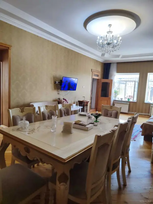 Satılır 4 otaqlı həyət evi 150 m²