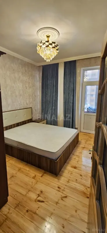 Kirayə verilir 3 otaqlı mənzil 110 m²