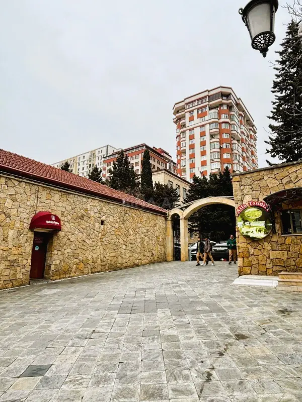 Satılır 3 otaqlı mənzil 65.7 m²