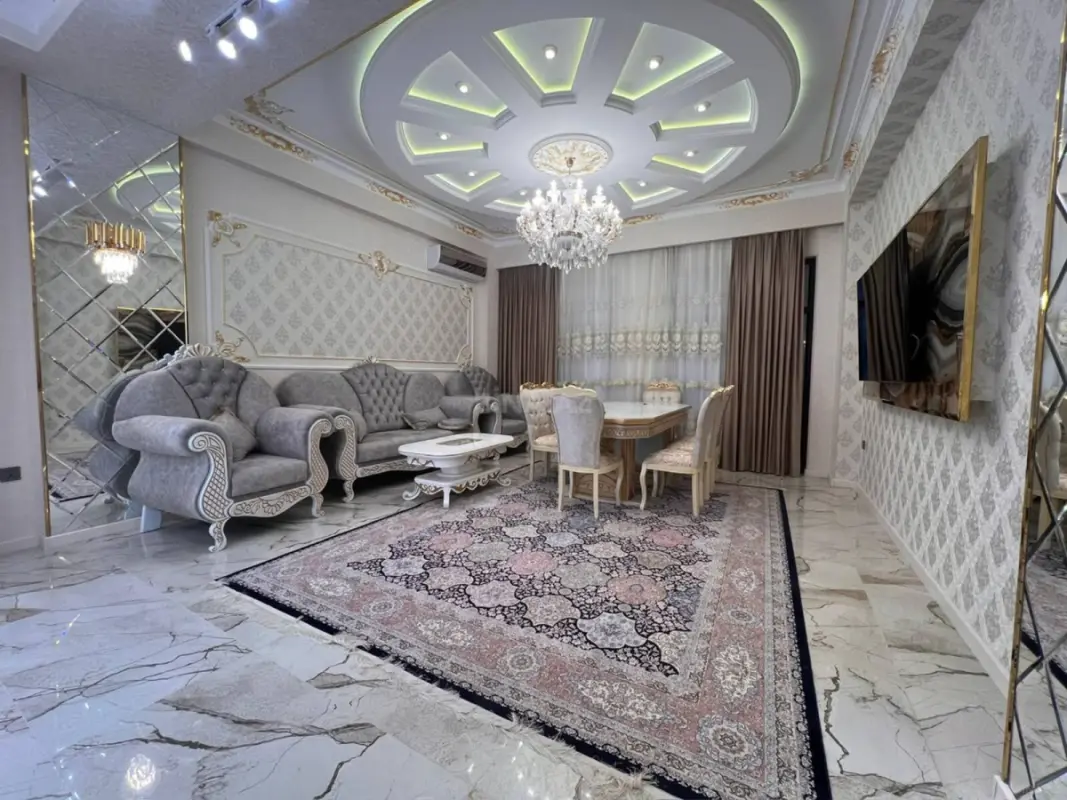 Kirayə verilir 4 otaqlı mənzil 160 m²