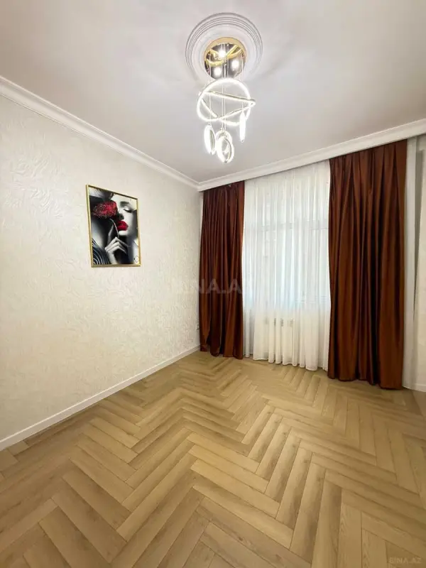 Satılır 2 otaqlı mənzil 55 m²