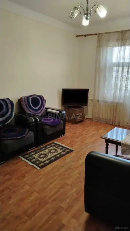 Satılır 4 otaqlı mənzil 85 m²