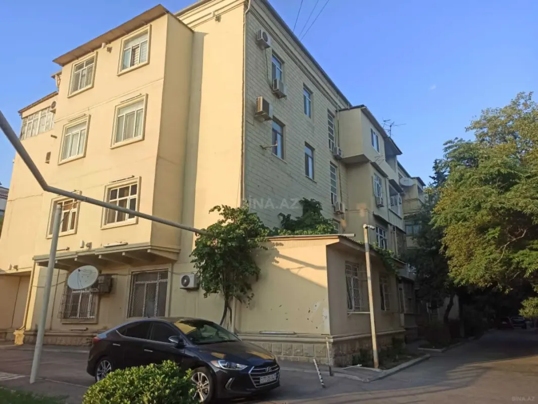 Kirayə verilir 4 otaqlı mənzil 110 m²