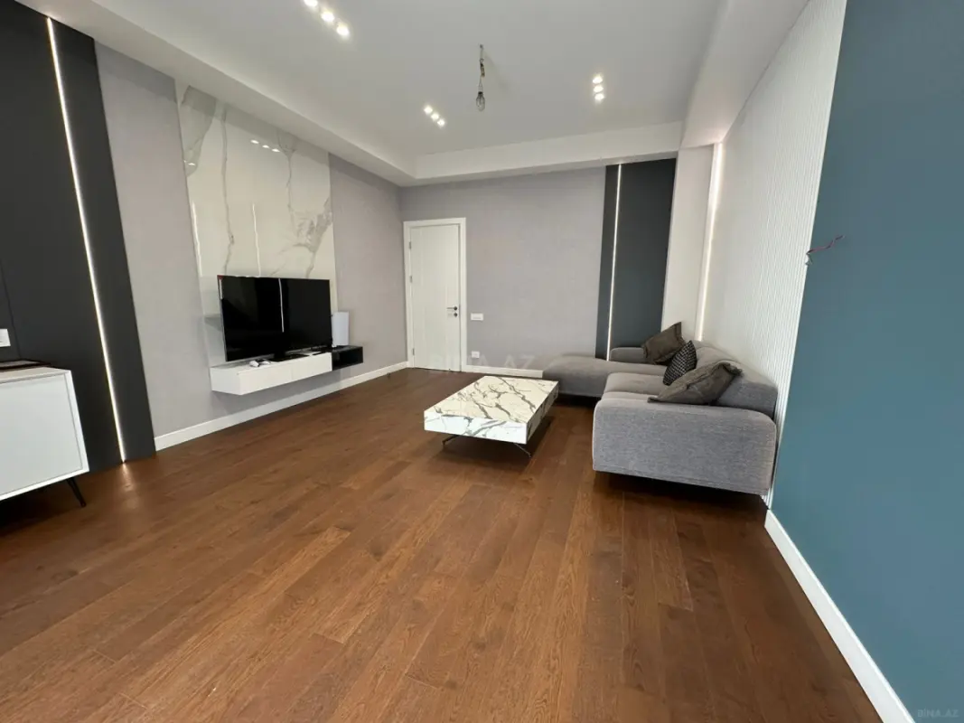 Satılır 2 otaqlı mənzil 95 m²