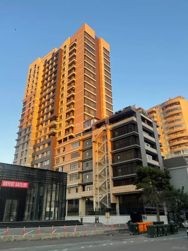 Kirayə verilir 2 otaqlı mənzil 110 m²