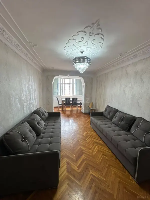 Kirayə verilir 2 otaqlı mənzil 55 m²