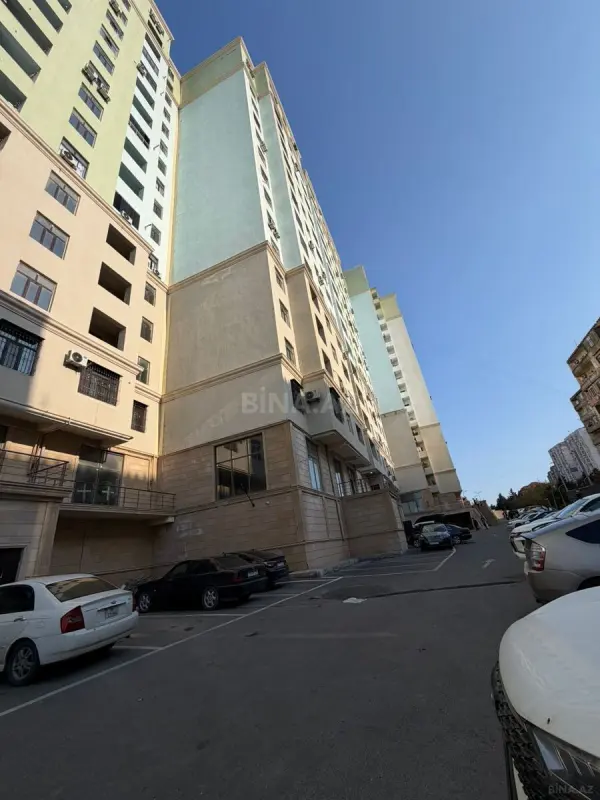 Satılır 3 otaqlı mənzil 120 m²