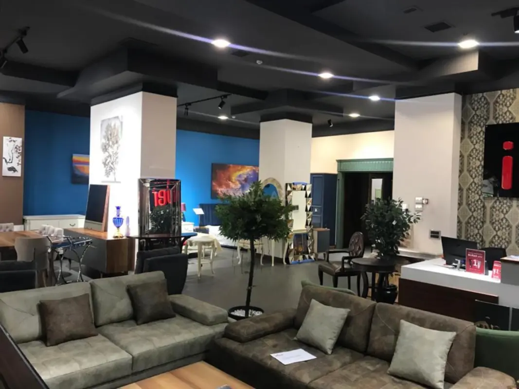 Kirayə verilir obyekt 1220 m²