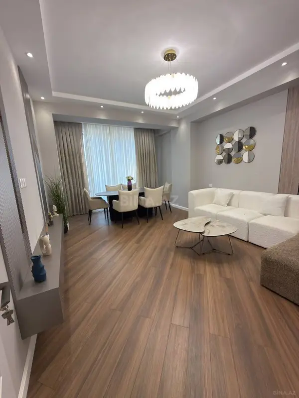 Satılır 3 otaqlı mənzil 113 m²