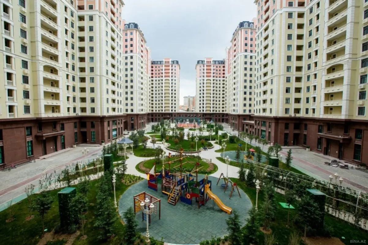 Satılır 2 otaqlı mənzil 68 m²