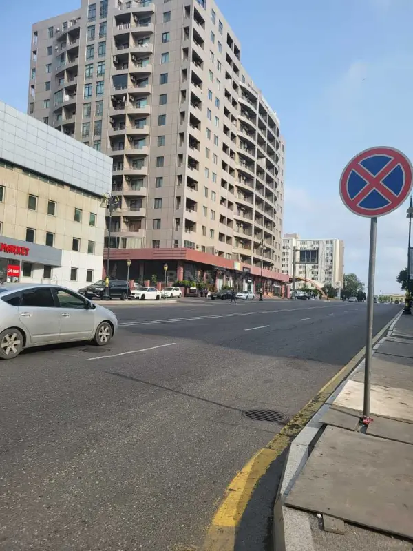 Kirayə verilir 3 otaqlı ofis 157 m²