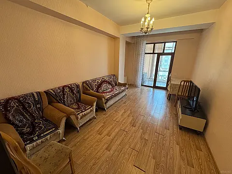 Kirayə verilir 2 otaqlı mənzil 70 m² — Bakı, Nərimanov 2 otaq 70.00 m²