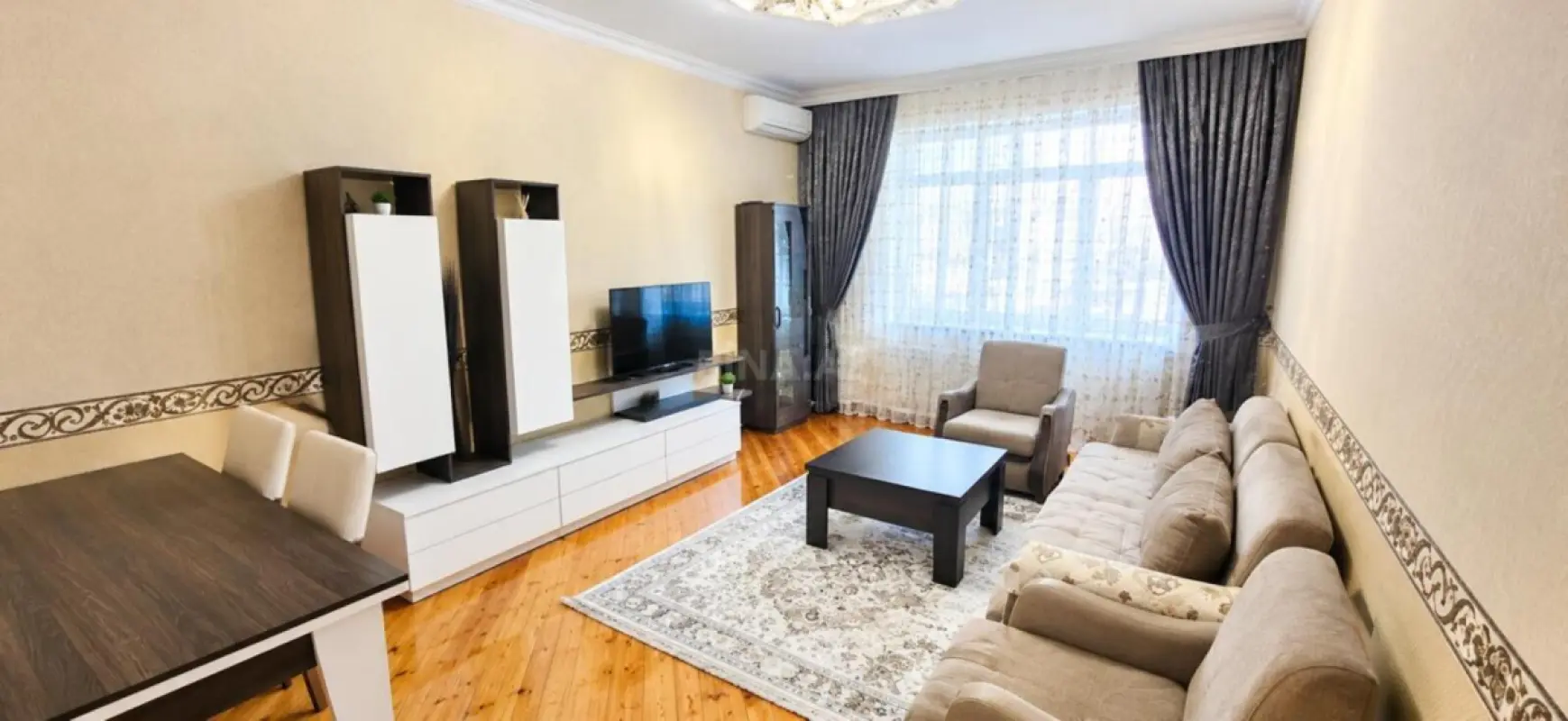 Kirayə verilir 2 otaqlı mənzil 65 m²