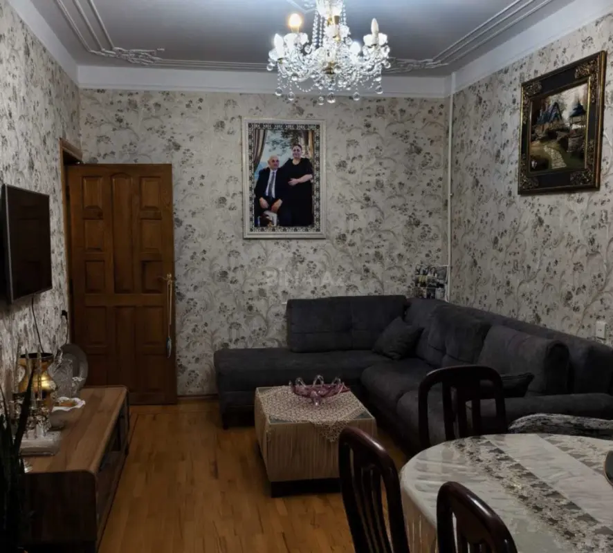 Satılır 3 otaqlı mənzil 92 m²