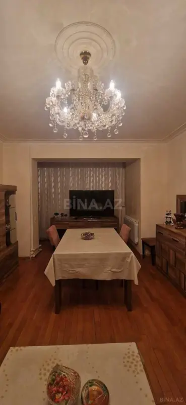 Satılır 4 otaqlı mənzil 90 m²