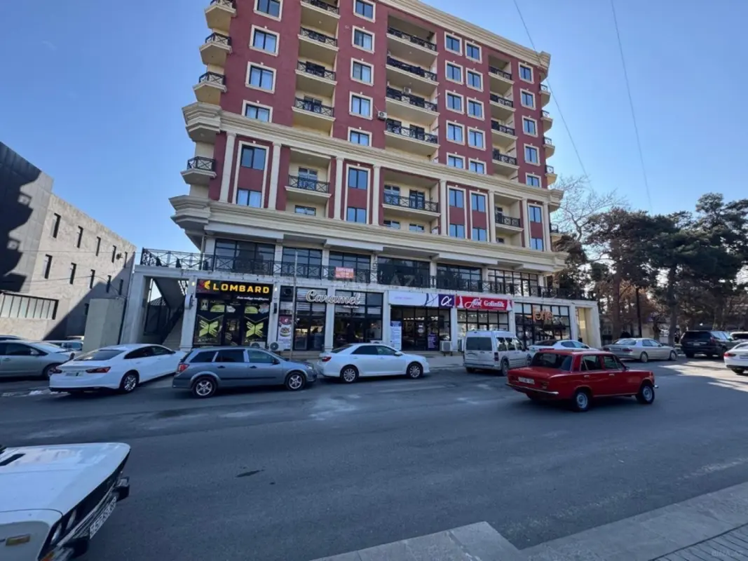 Kirayə verilir obyekt 355 m²