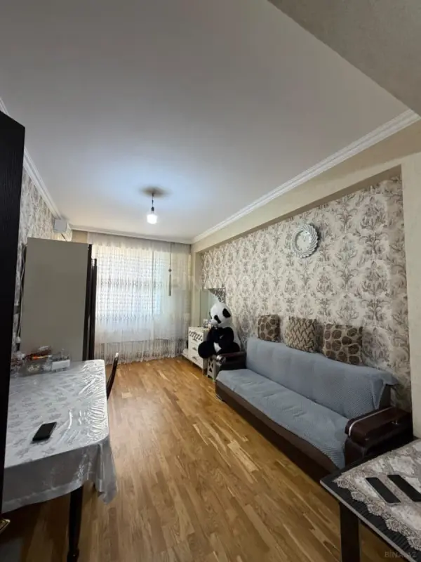 Satılır 2 otaqlı mənzil 42.5 m²