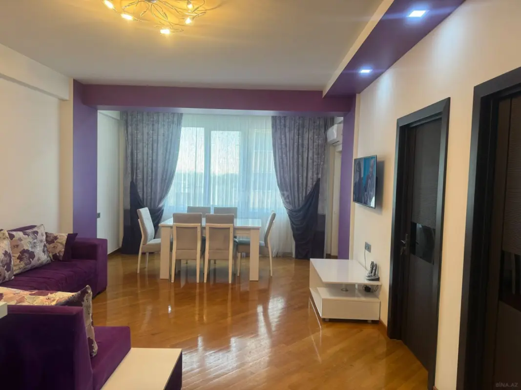 Kirayə verilir 2 otaqlı mənzil 75 m²