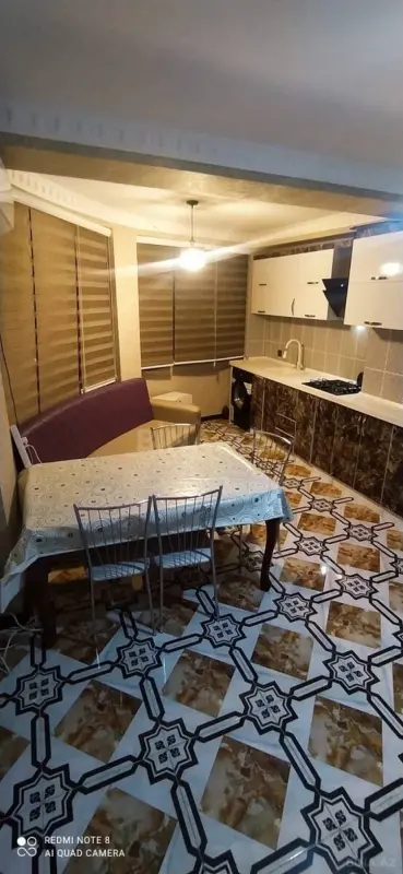 Kirayə verilir 3 otaqlı mənzil 122 m²