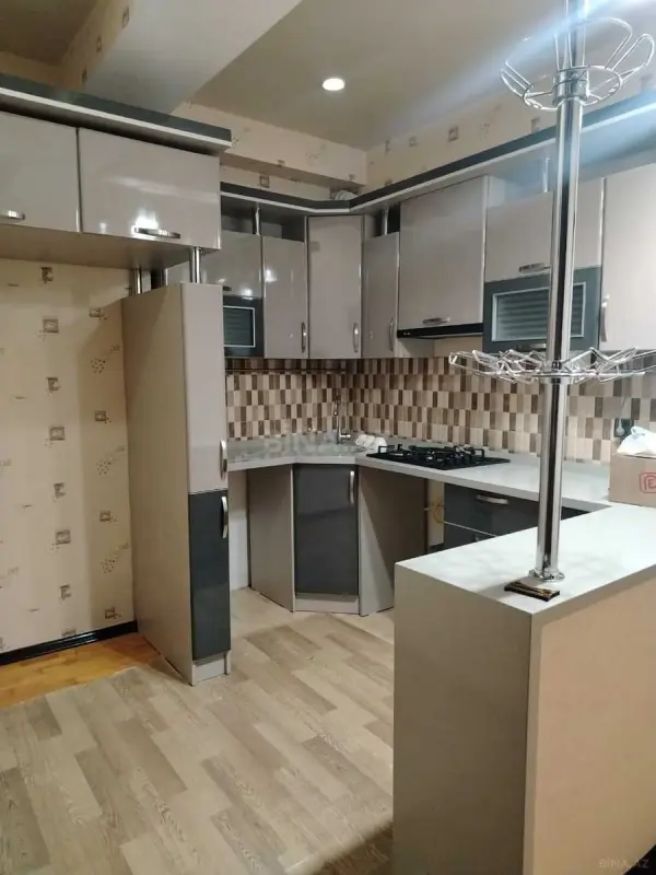 Kirayə verilir 3 otaqlı mənzil 84 m²