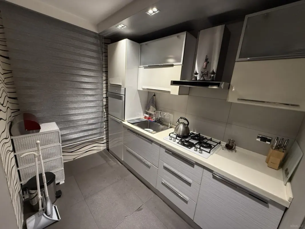 Satılır 3 otaqlı mənzil 75 m²
