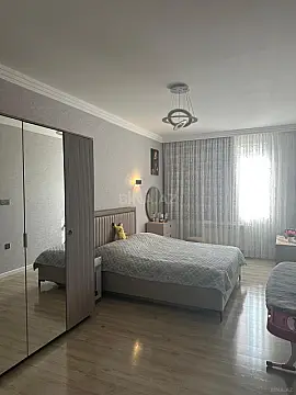 Satılır 3 otaqlı mənzil 154 m² — Bakı 3 otaq 154.00 m²