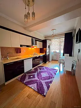 Satılır 3 otaqlı mənzil 93 m² — Bakı 3 otaq 93.00 m²