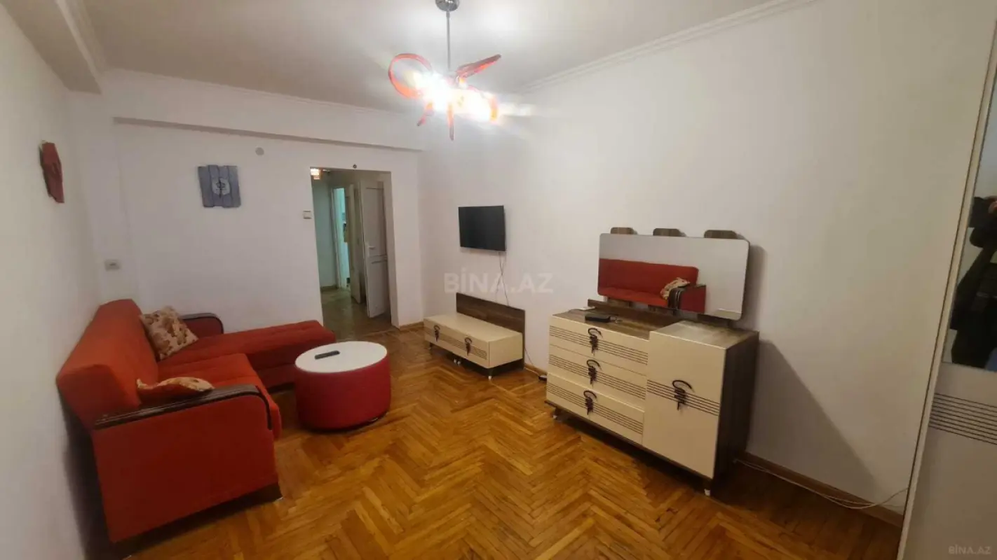 Kirayə verilir 1 otaqlı mənzil 40 m²