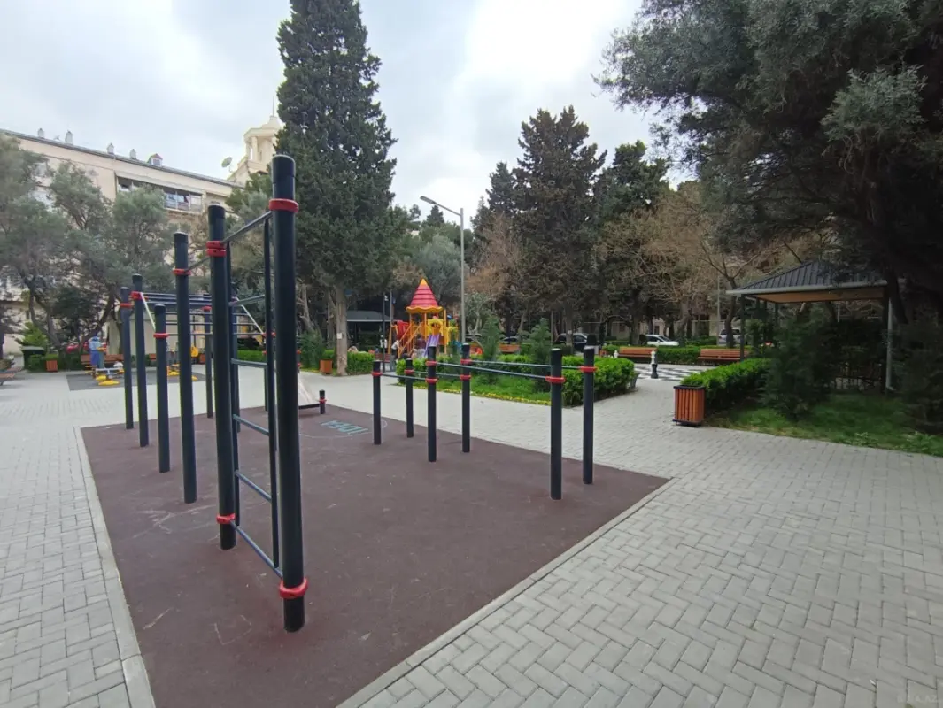 Satılır 2 otaqlı mənzil 39 m²