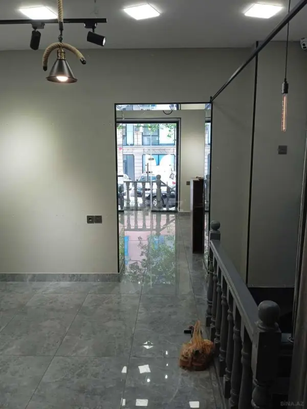 Satılır obyekt 130 m²