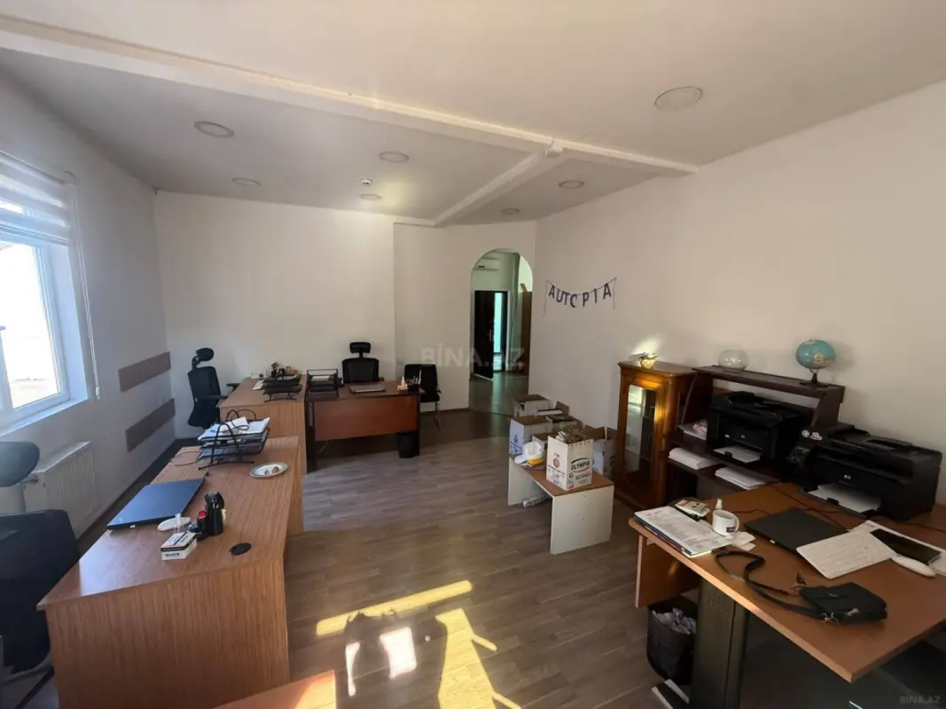 Kirayə verilir 3 otaqlı ofis 100 m²