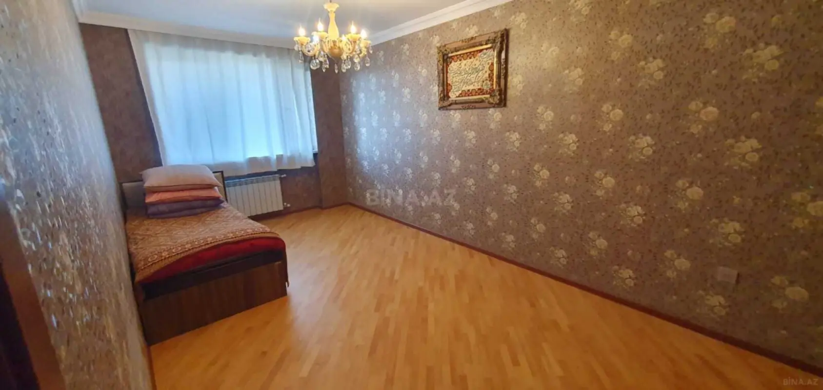 Satılır 4 otaqlı mənzil 90 m²
