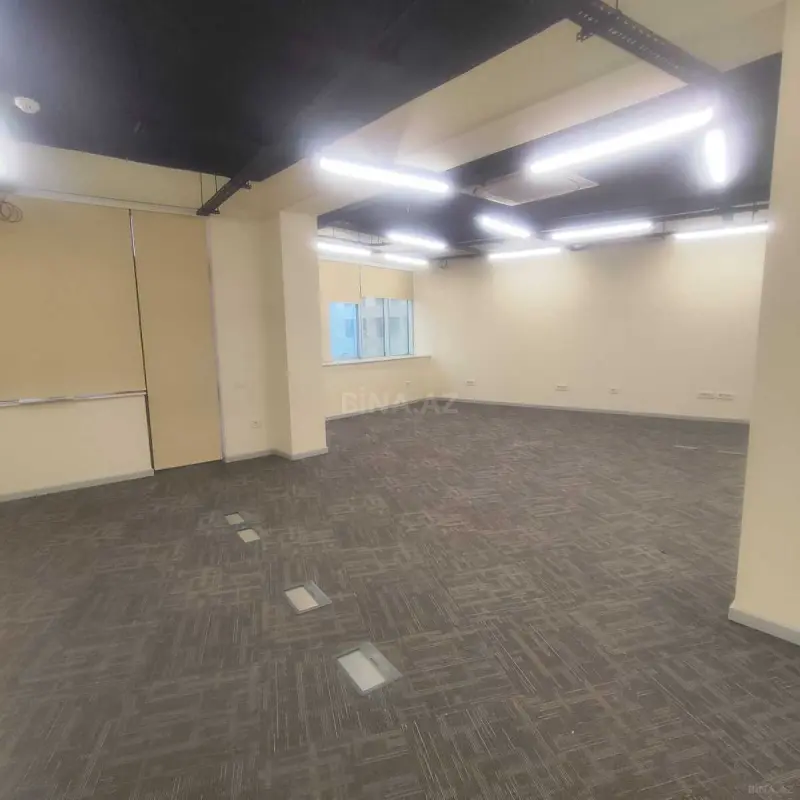 Kirayə verilir 4 otaqlı ofis 200 m²