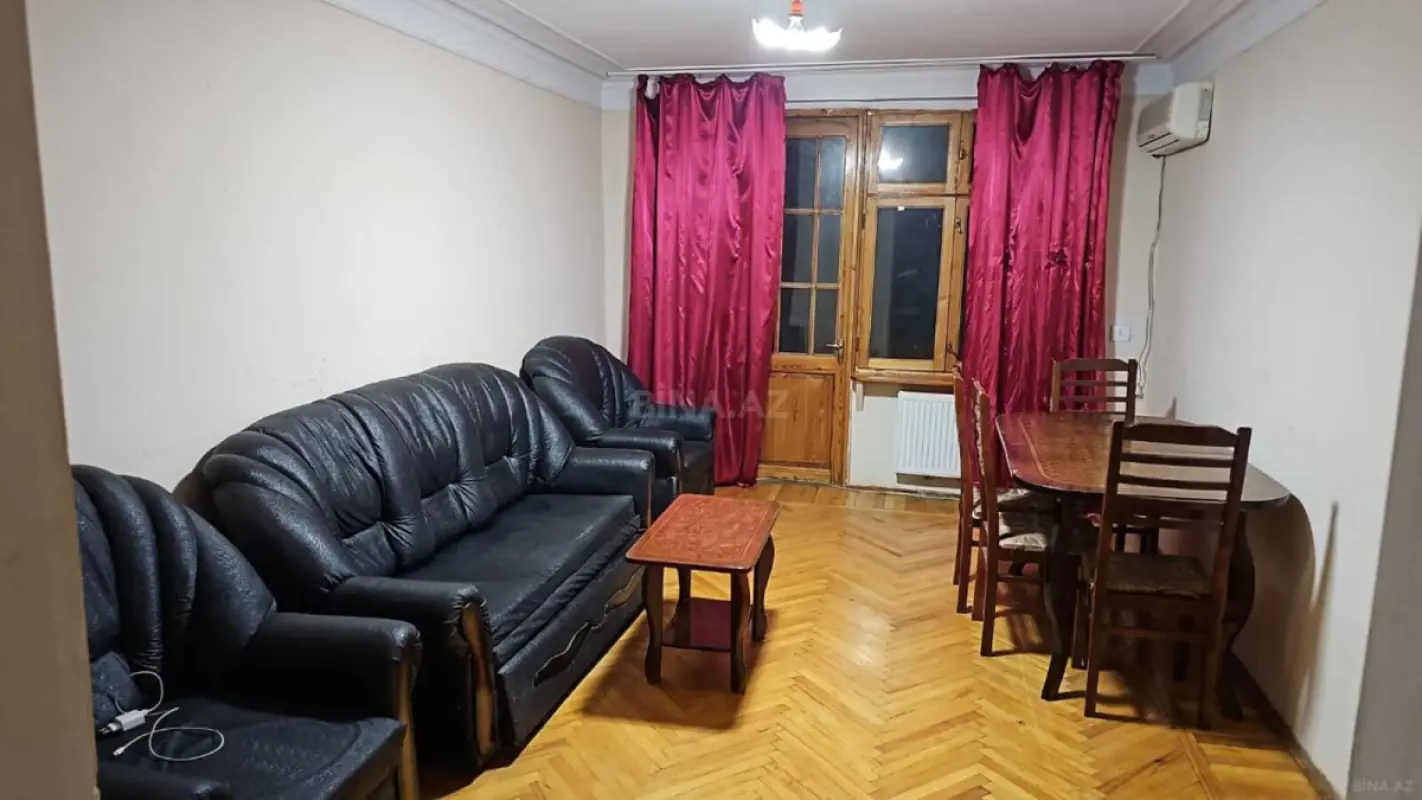 Kirayə verilir 2 otaqlı mənzil 55 m²