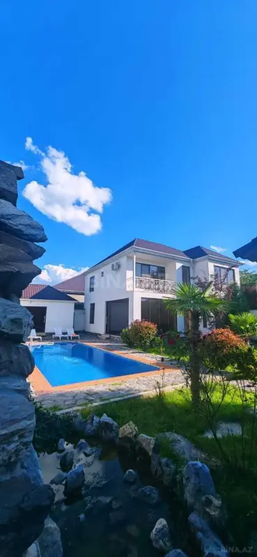 Kirayə verilir 6 otaqlı həyət evi 280 m²