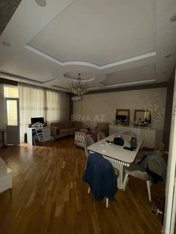 Satılır 3 otaqlı mənzil 115 m²