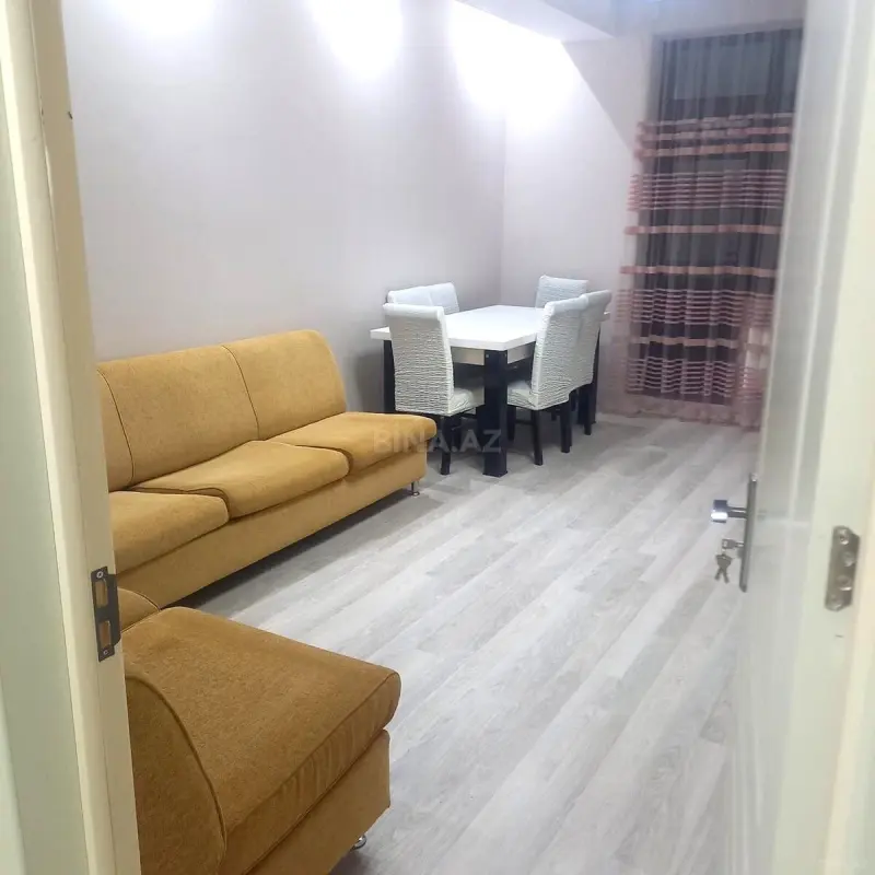 Kirayə verilir 2 otaqlı mənzil 52 m²