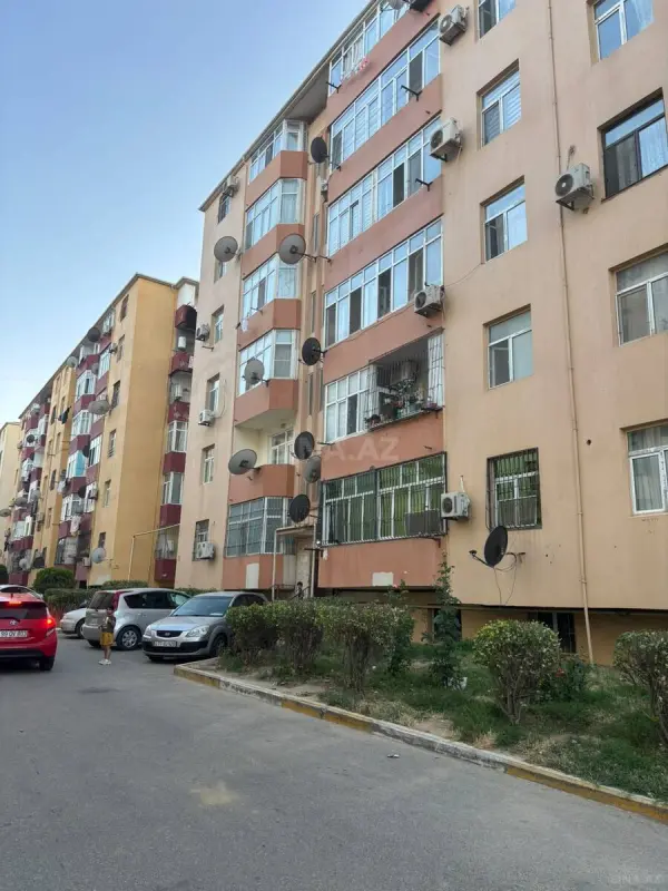Kirayə verilir 3 otaqlı mənzil 70 m²