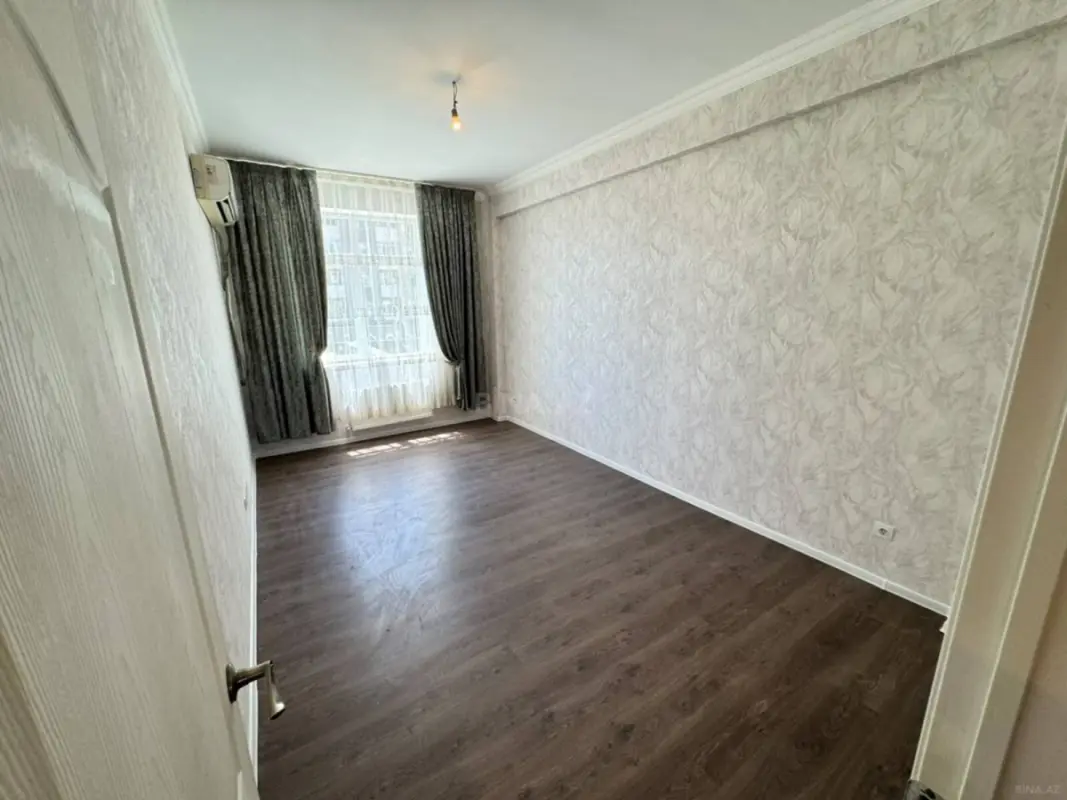 Satılır 2 otaqlı mənzil 58 m²