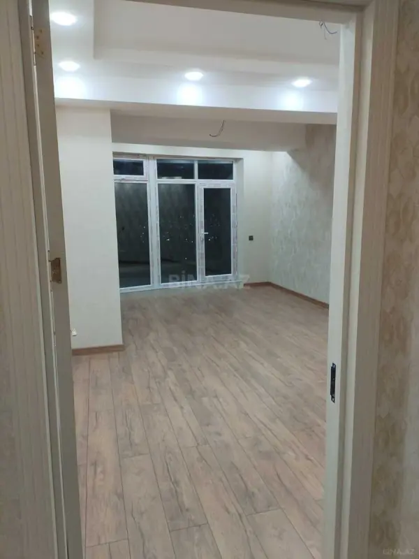 Kirayə verilir 3 otaqlı mənzil 100 m²