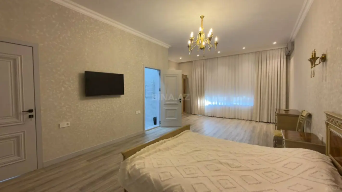 Satılır 6 otaqlı həyət evi 280 m²