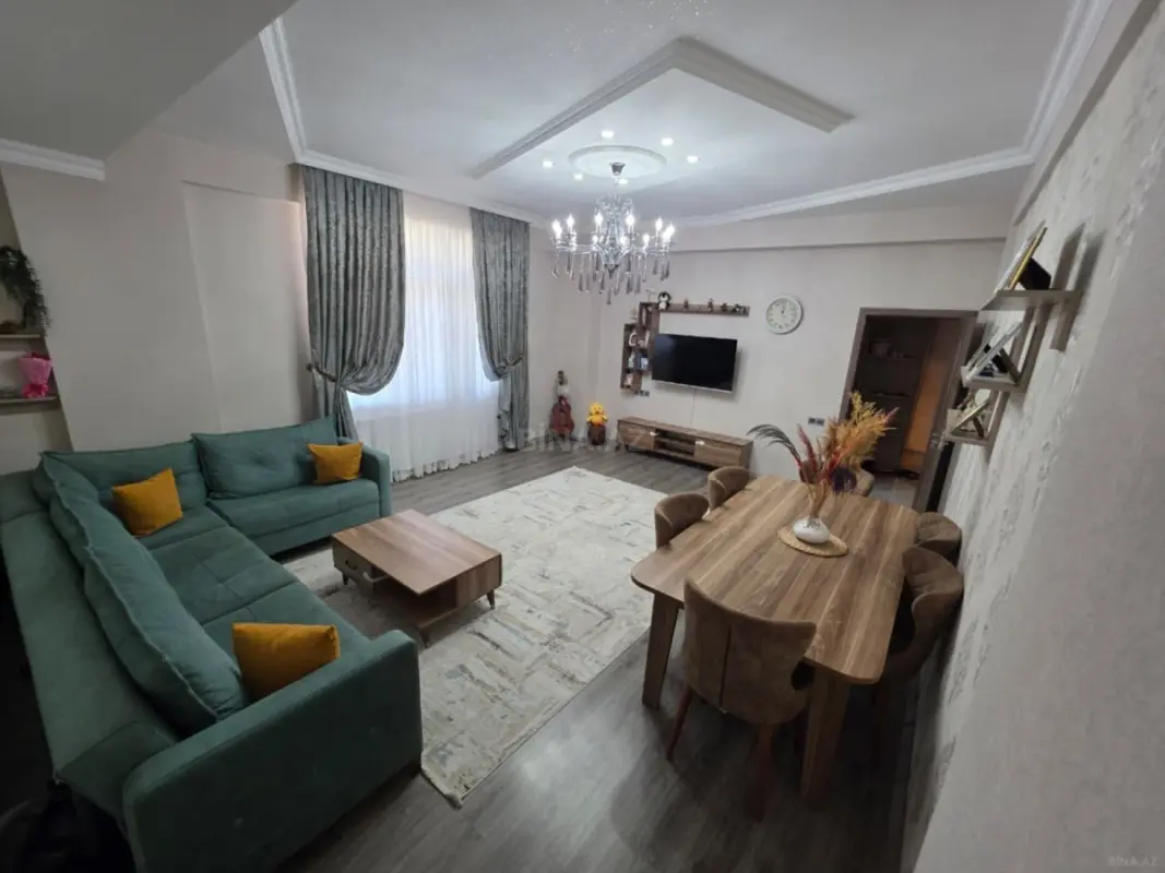 Satılır 2 otaqlı mənzil 95 m²