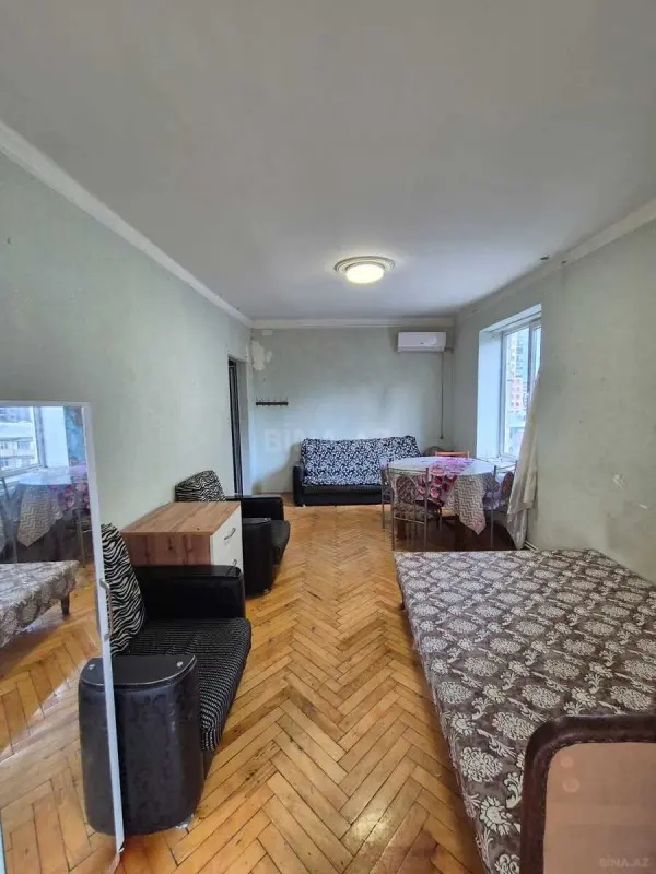 Satılır 1 otaqlı mənzil 40 m²