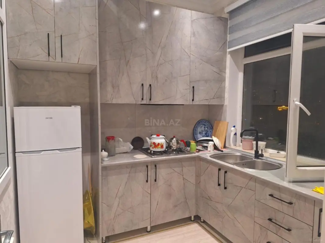 Kirayə verilir 2 otaqlı mənzil 66 m²