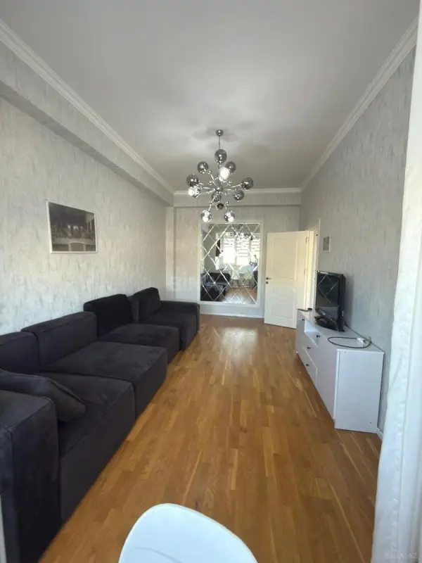 Satılır 2 otaqlı mənzil 44 m²