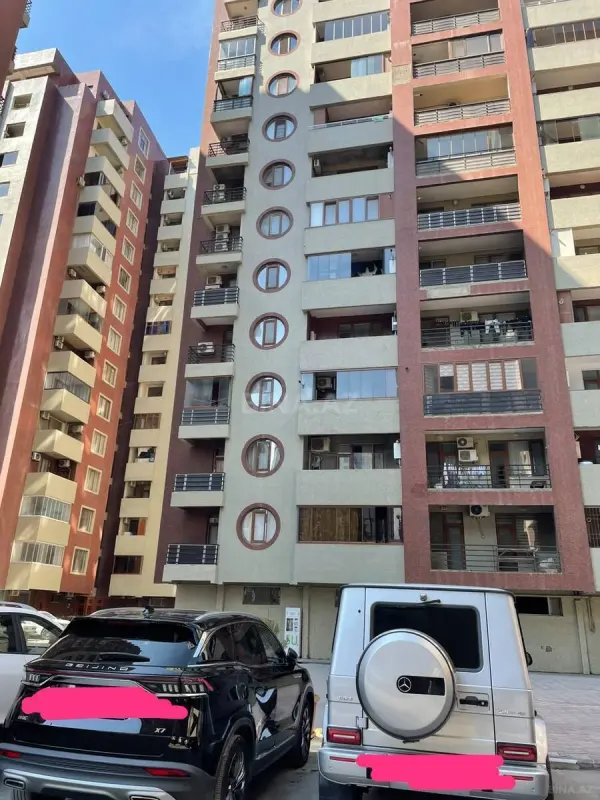 Satılır 3 otaqlı mənzil 92 m²