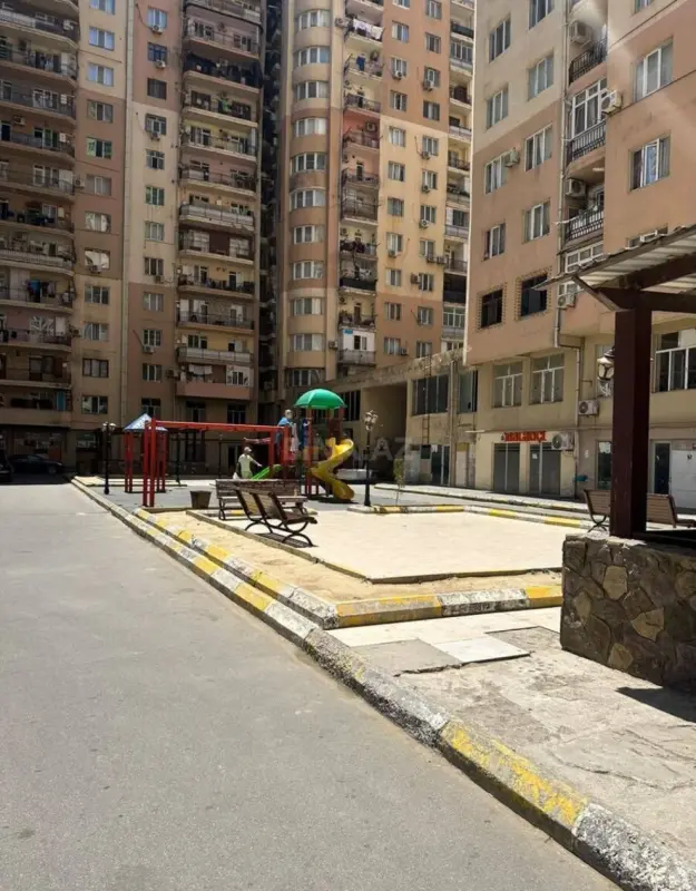 Satılır 3 otaqlı mənzil 90 m²