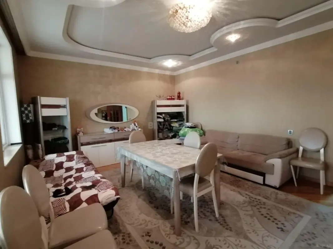 Satılır 3 otaqlı mənzil 140 m²