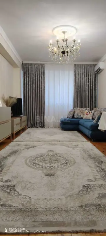 Satılır 3 otaqlı mənzil 114 m²