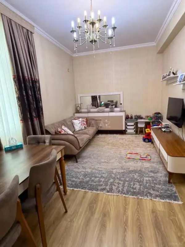 Satılır 2 otaqlı mənzil 58 m²